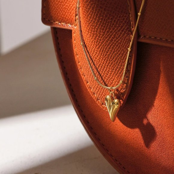 New 18K Gold Plated Heart Necklace a - Picture 5 of 5